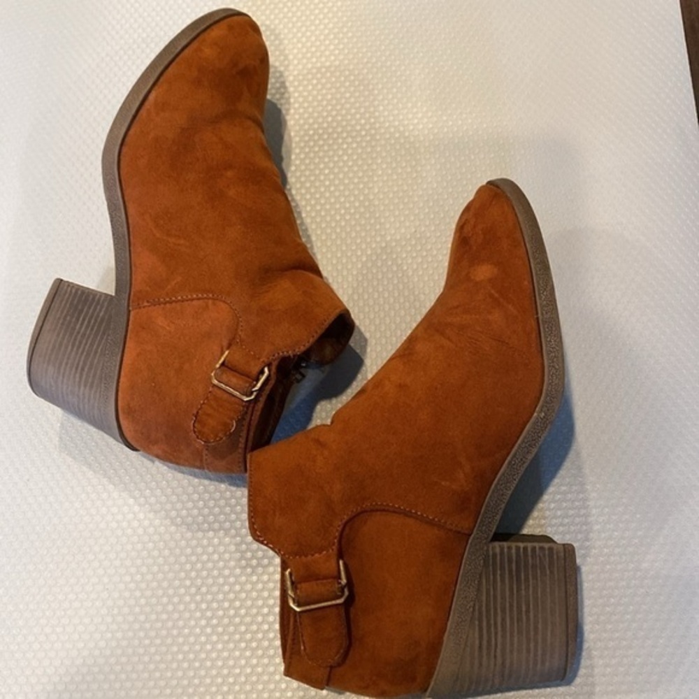 Bamboo boots